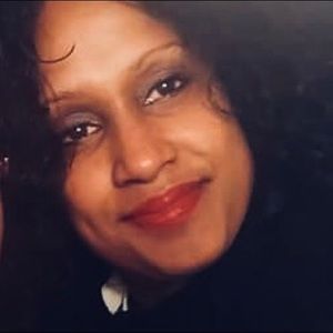 Meet your Posher, Geanina